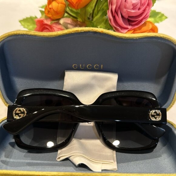 Authentic Gucci sunglasses - Picture 2 of 13